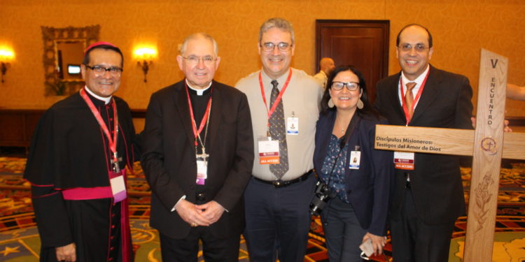 Católicos hispanohablantes renuevan la Iglesia estadounidense