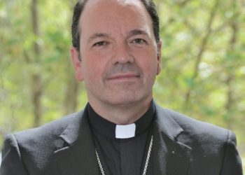 Saludos Presidente Comisión Migraciones CEE