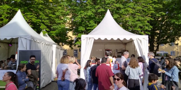 Compartiendo nuestra cultura y el legado de San Oscar Romero en el 102. Katholikentag