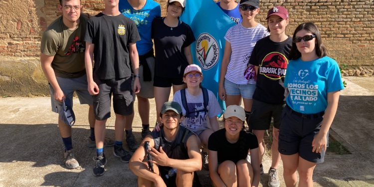 Operación Futuro 2024: Un Camino de Fe y Solidaridad