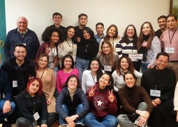 JÓVENES CATÓLICOS HISPANOHABLANTES “PISANDO FUERTE“