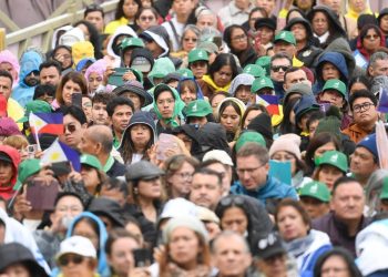 MIGRANTES, MISIONEROS DE ESPERANZA